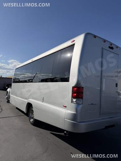 2016 Ford F-550 Executive Coach Builder 25 Passenger Gasoline Wheel Chair Accessible Shuttle - Executive Shuttle for Sale in Las Vegas, NV - Photo 18