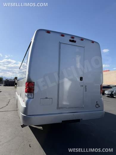 2016 Ford F-550 Executive Coach Builder 25 Passenger Gasoline Wheel Chair Accessible Shuttle - Executive Shuttle for Sale in Las Vegas, NV - Photo 19