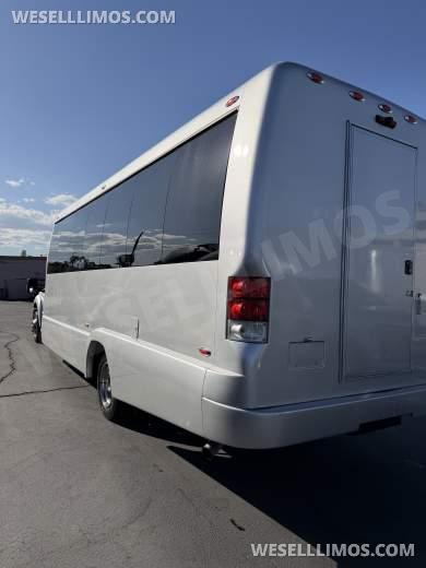 2016 Ford F-550 Executive Coach Builder 25 Passenger Gasoline Wheel Chair Accessible Shuttle - Executive Shuttle for Sale in Las Vegas, NV - Photo 22
