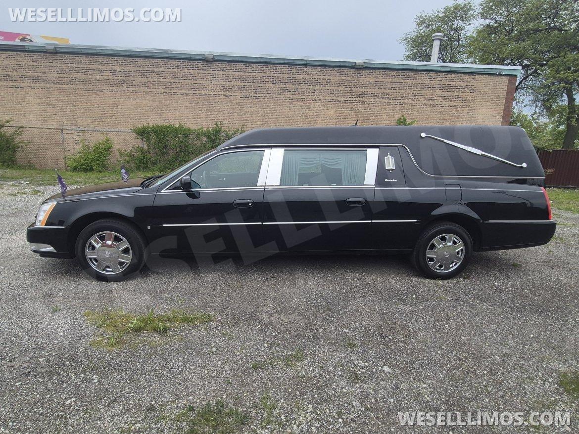 Funeral for Sale in Chicago, IL - Photo 2