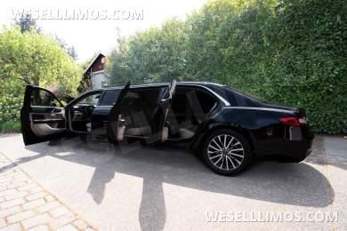 2017 Lincoln Continental Limousine - Limousine for Sale in Lacey, WA - Photo 2
