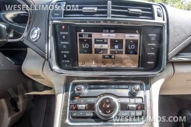 2017 Lincoln Continental Limousine - Limousine for Sale in Lacey, WA - Photo 12