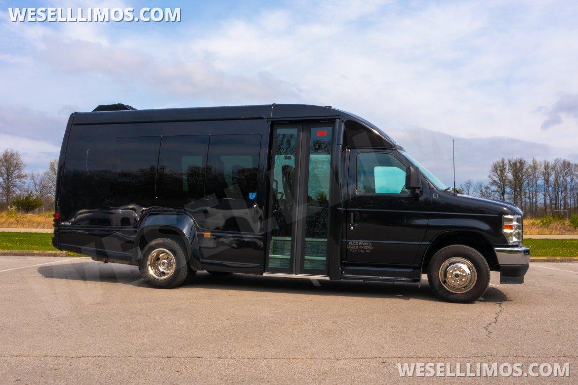2024 Ford E-350