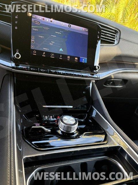 SUV for Sale in Sarasota, FL - Photo 4