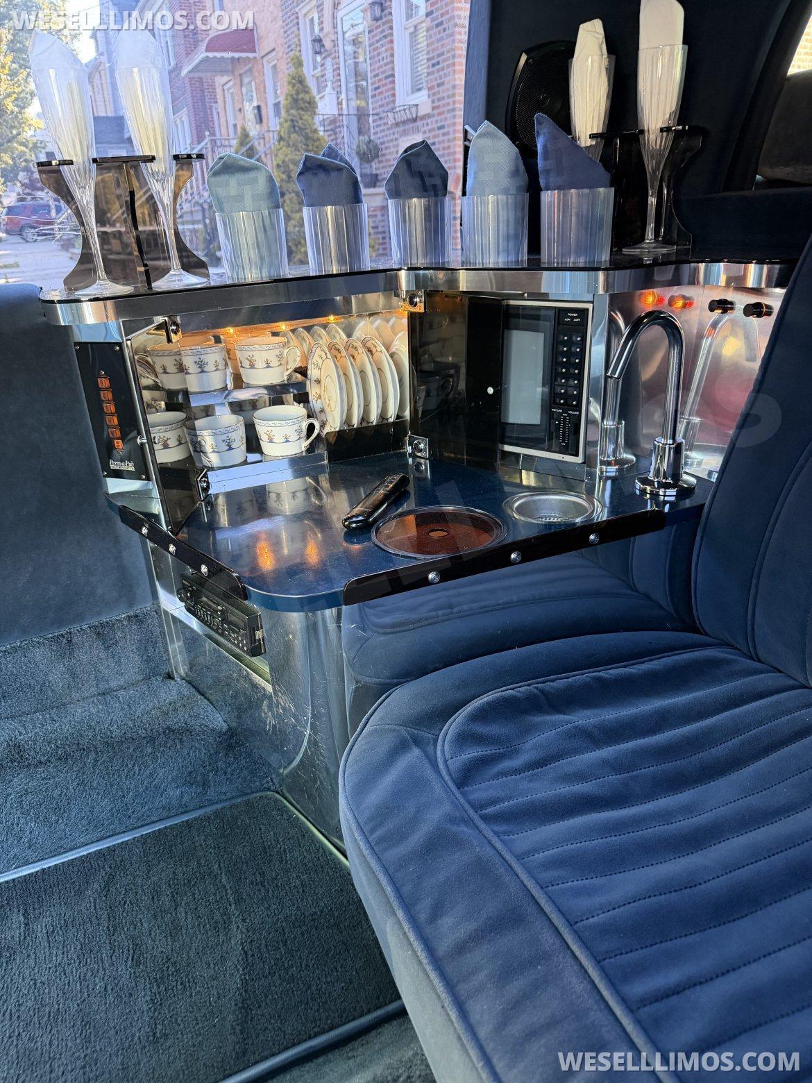 Limousine for Sale in Bronx, NY - Photo 11