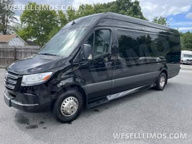 2019 First Class Mercedes Sprinter Sprinter - Sprinter for Sale in Pasadena, MD - Photo 2
