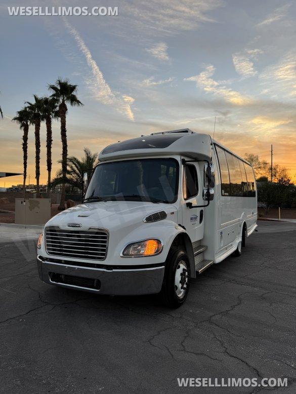 2018 Freightliner S2C Executive Shuttle for Sale in Las Vegas, NV - Photo 3