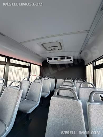 2017 Ford E-450 Winnebago Coach Builder 25 Passenger Gasoline Shuttle Bus - Executive Shuttle for Sale in Las Vegas, NV - Photo 13