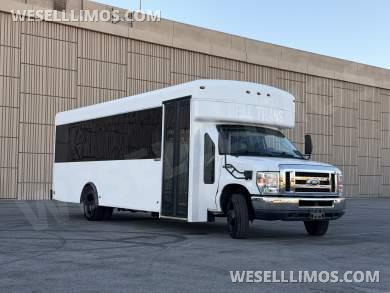 2017 Ford E-450 Winnebago Coach Builder 25 Passenger Gasoline Shuttle Bus - Executive Shuttle for Sale in Las Vegas, NV - Photo 22