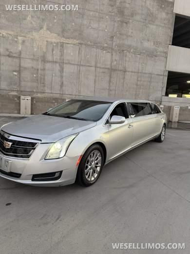 2017 Cadillac XTS Royal Coach Builder 6 Passenger Limousine - Limousine for Sale in Las Vegas, NV - Photo 7