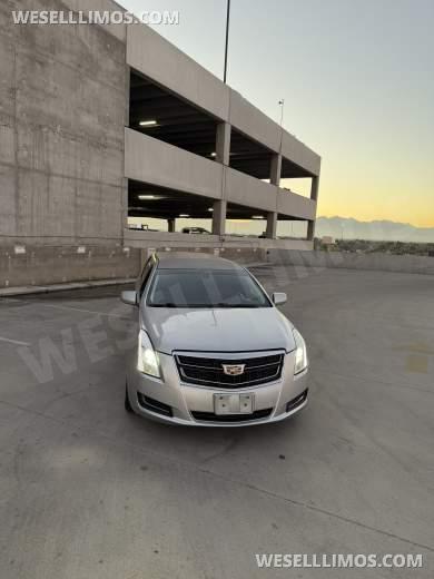 2017 Cadillac XTS Royal Coach Builder 6 Passenger Limousine - Limousine for Sale in Las Vegas, NV - Photo 18
