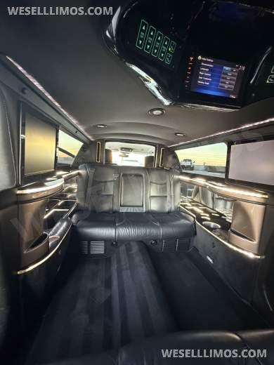 2017 Cadillac XTS Royal Coach Builder 6 Passenger Limousine - Limousine for Sale in Las Vegas, NV - Photo 25