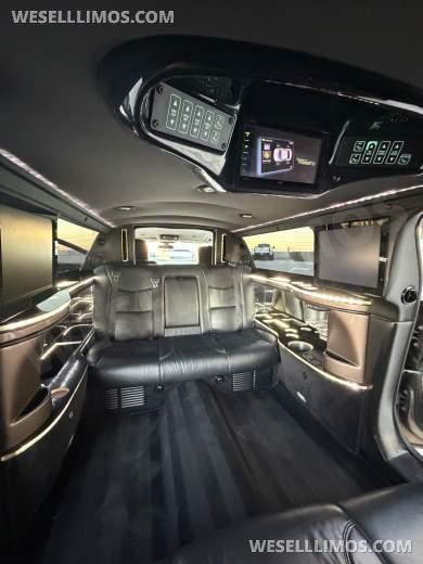 2017 Cadillac XTS Royal Coach Builder 6 Passenger Limousine - Limousine for Sale in Las Vegas, NV - Photo 28