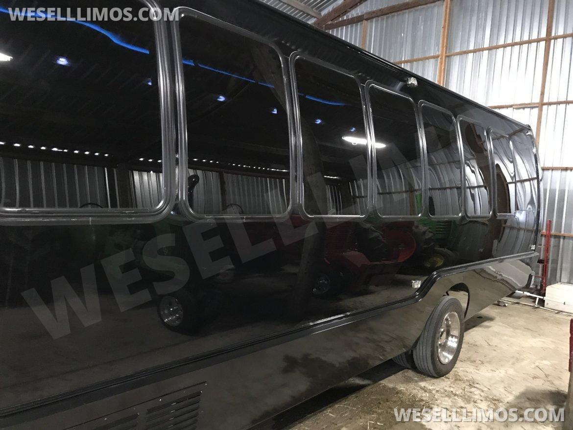 Limo Bus for Sale in Santa Rosa, CA - Photo 5