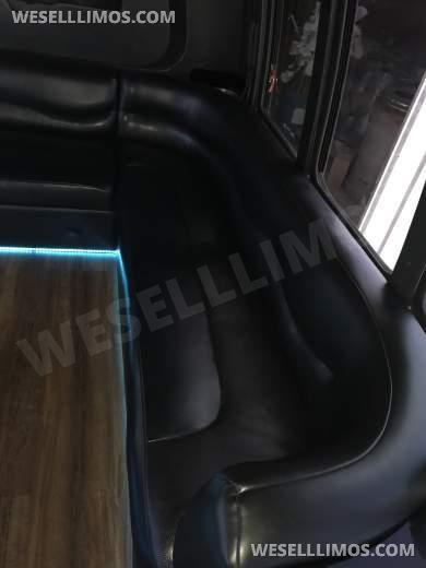 2000 Krystal Limos Ford Limo Bus - Over $50K Interior Upgrades Barely Used - Limo Bus for Sale in Santa Rosa, CA - Photo 9