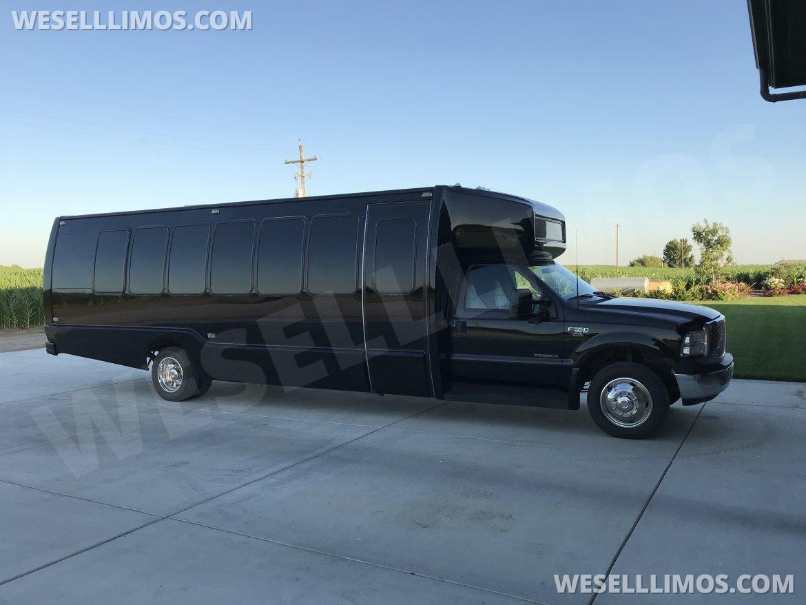 Limo Bus for Sale in Santa Rosa, CA - Photo 14