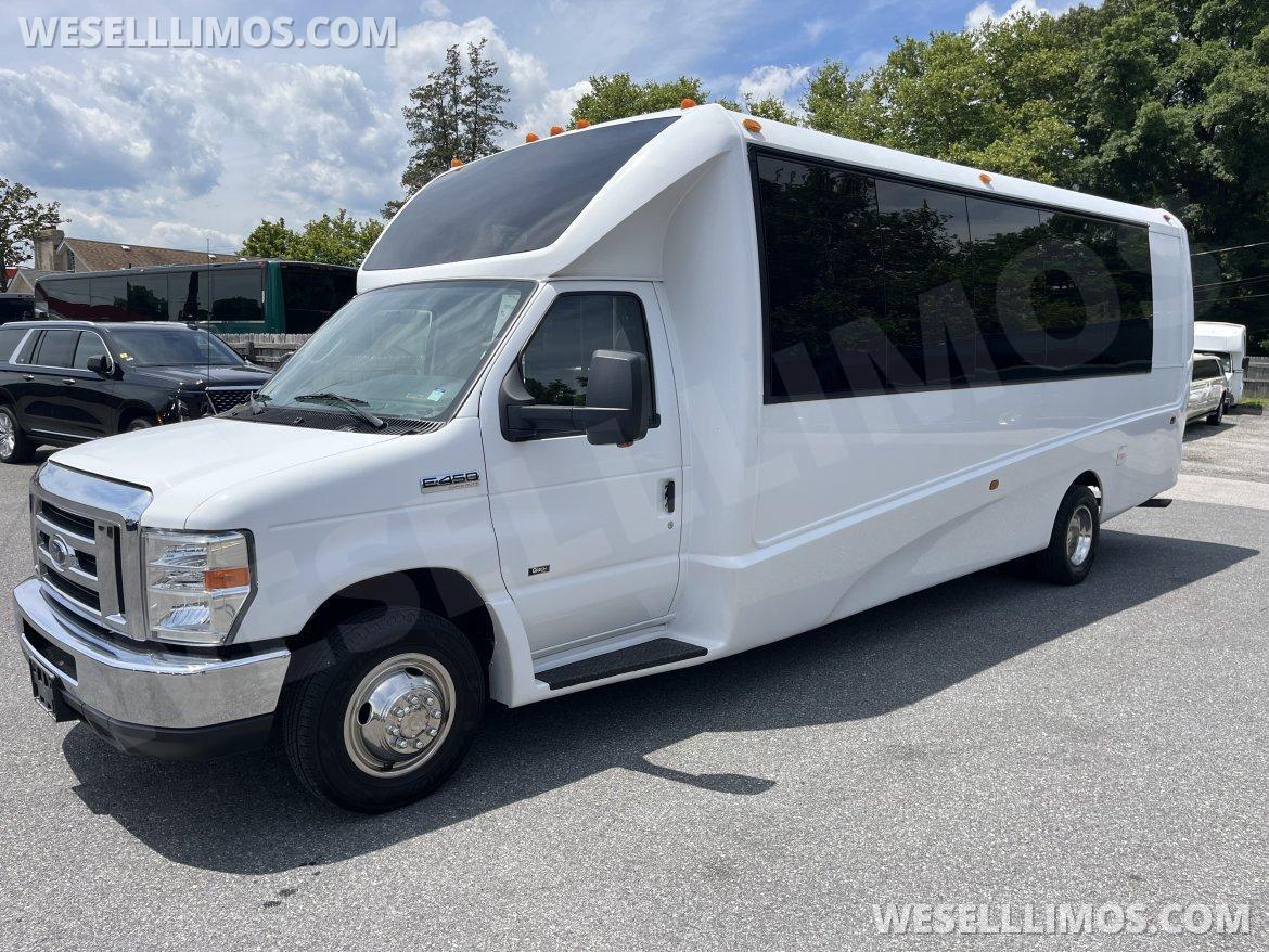 Limo Bus for Sale in Pasadena, MD - Photo 2