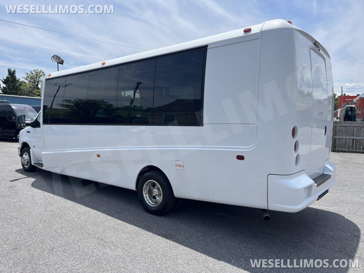 Limo Bus for Sale in Pasadena, MD - Photo 3