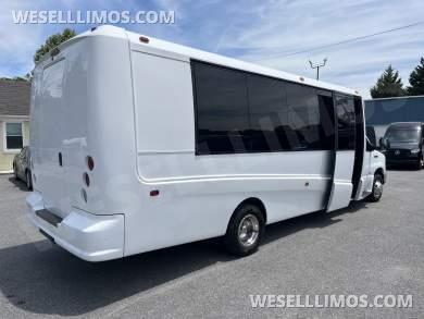 2019 Grech/2023 LGE Ford E 450 Limo Bus - Limo Bus for Sale in Pasadena, MD - Photo 4