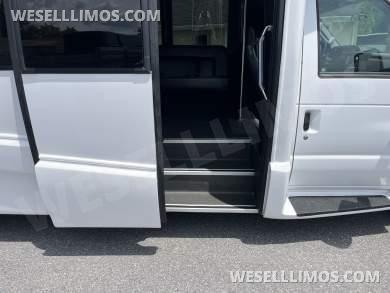 2019 Grech/2023 LGE Ford E 450 Limo Bus - Limo Bus for Sale in Pasadena, MD - Photo 5