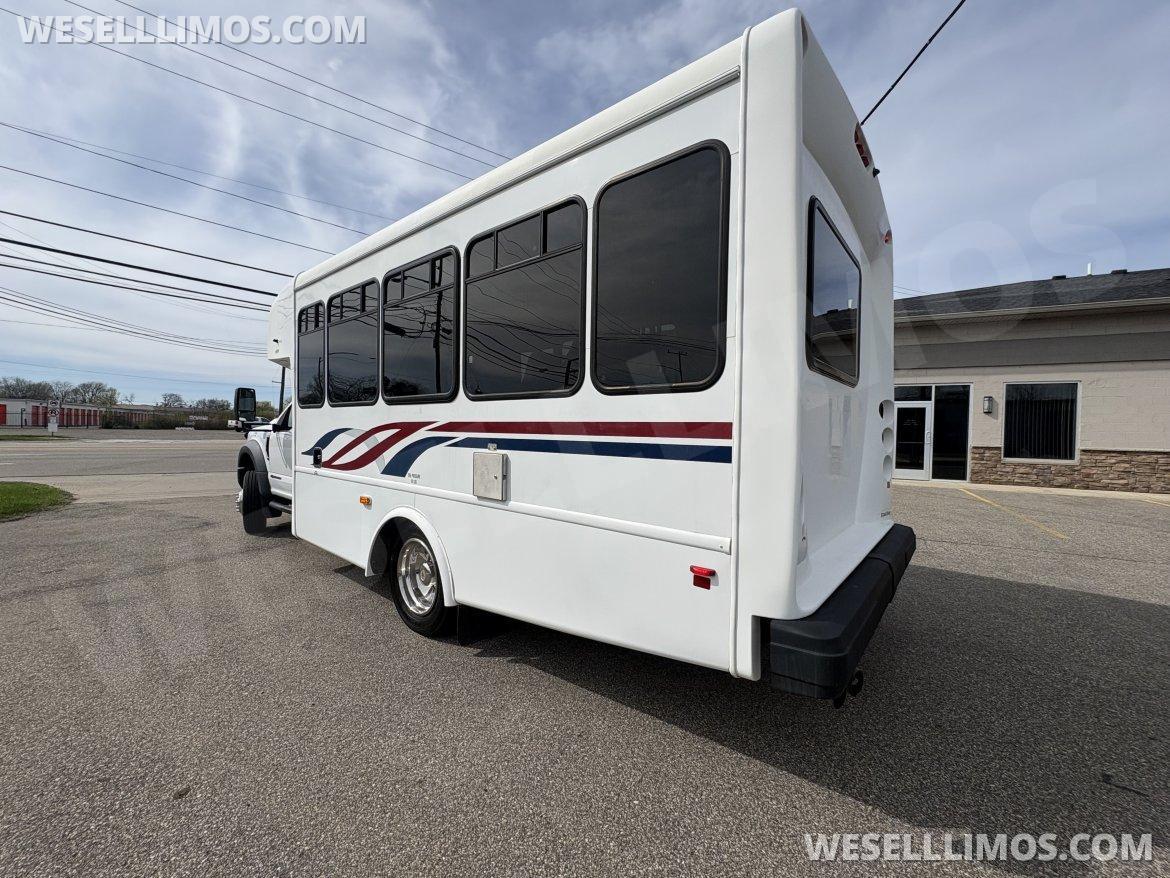 Shuttle Bus for Sale in Fraser, MI - Photo 2