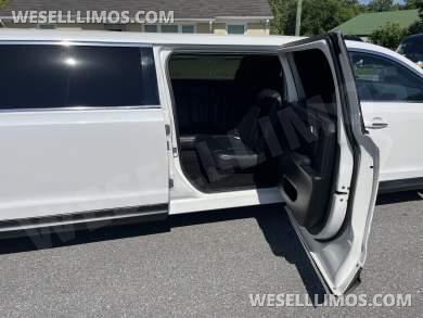 2013 Royal Lincoln MKT Limousine - Limousine for Sale in Pasadena, MD - Photo 5