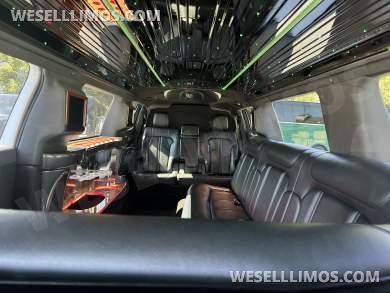 2013 Royal Lincoln MKT Limousine - Limousine for Sale in Pasadena, MD - Photo 8