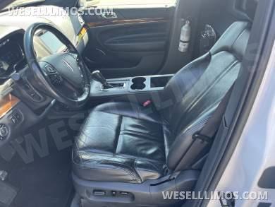 2013 Royal Lincoln MKT Limousine - Limousine for Sale in Pasadena, MD - Photo 11