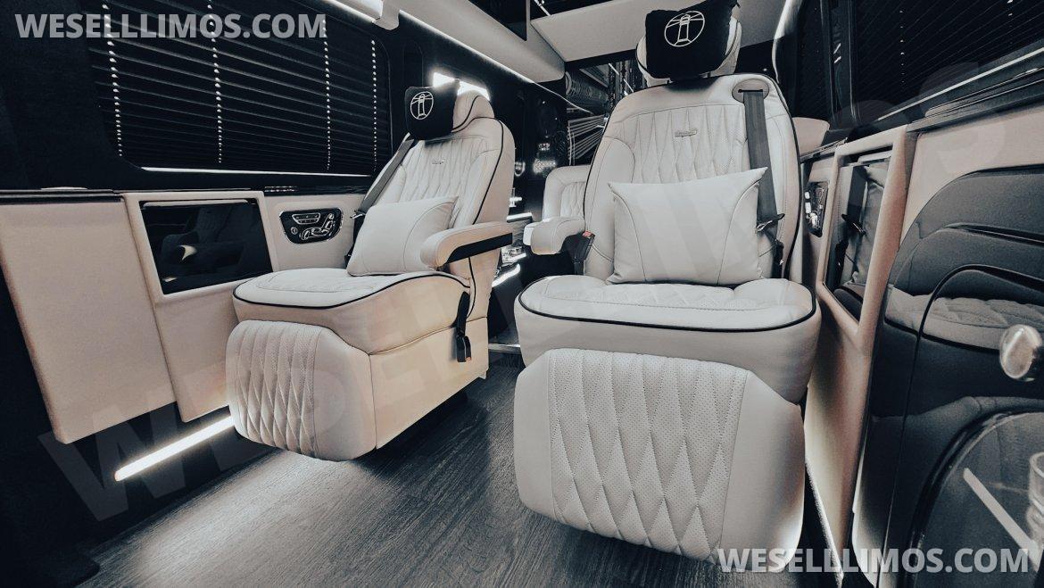 Sprinter for Sale in Palm Beach, FL - Photo 10