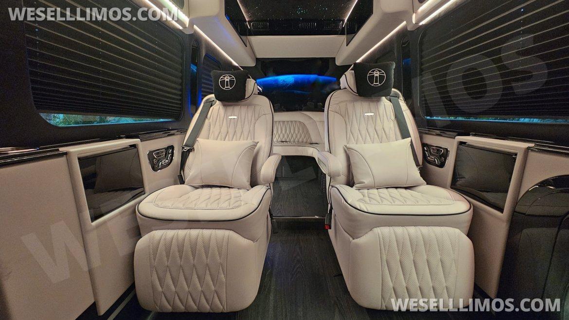 Sprinter for Sale in Palm Beach, FL - Photo 15