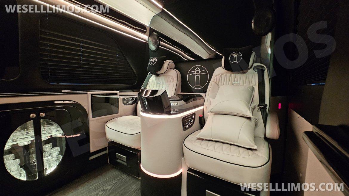 Sprinter for Sale in Palm Beach, FL - Photo 18