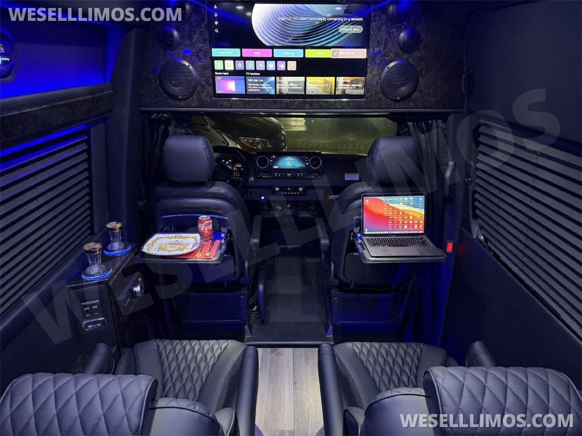 Sprinter for Sale in Elkhart, IN - Photo 3