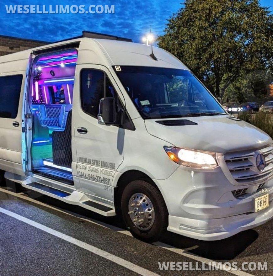 Sprinter for Sale in Yonkers, NY - Main Photo