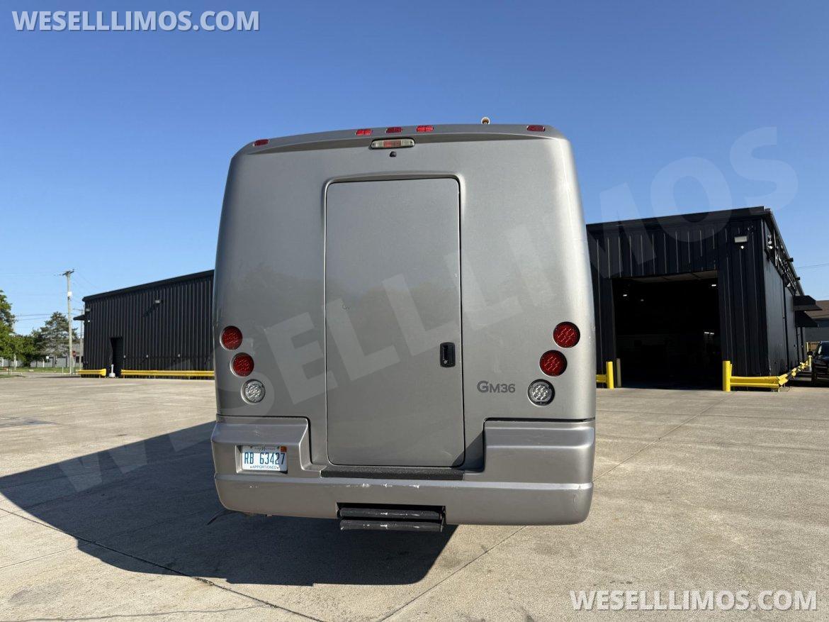 Executive Shuttle for Sale in Troy, MI - Photo 6