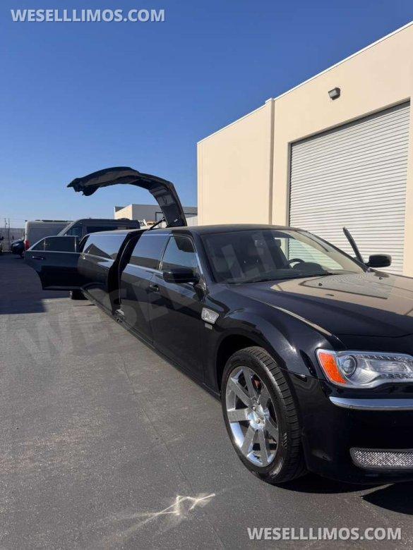2014 Chrysler 300 Limousine for Sale in Anaheim, CA - Main Photo