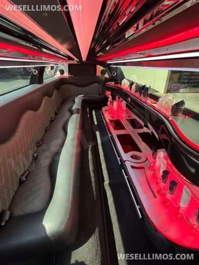 2014 SPV Conversions Chrysler 300 Limousine - Limousine for Sale in Anaheim, CA - Photo 23