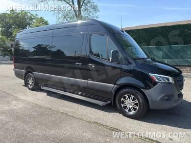 2021 WestWind Coach Works Me/Be Sprinter Sprinter - Sprinter for Sale in Baldwin, NY - Photo 11
