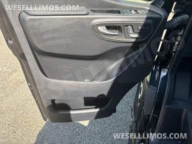 2021 WestWind Coach Works Me/Be Sprinter Sprinter - Sprinter for Sale in Baldwin, NY - Photo 15