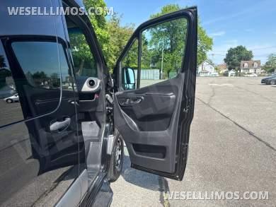2021 WestWind Coach Works Me/Be Sprinter Sprinter - Sprinter for Sale in Baldwin, NY - Photo 19