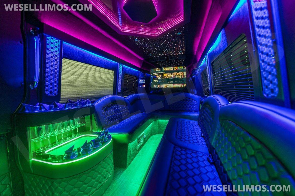 Sprinter for Sale in Fort Myers, FL - Main Photo