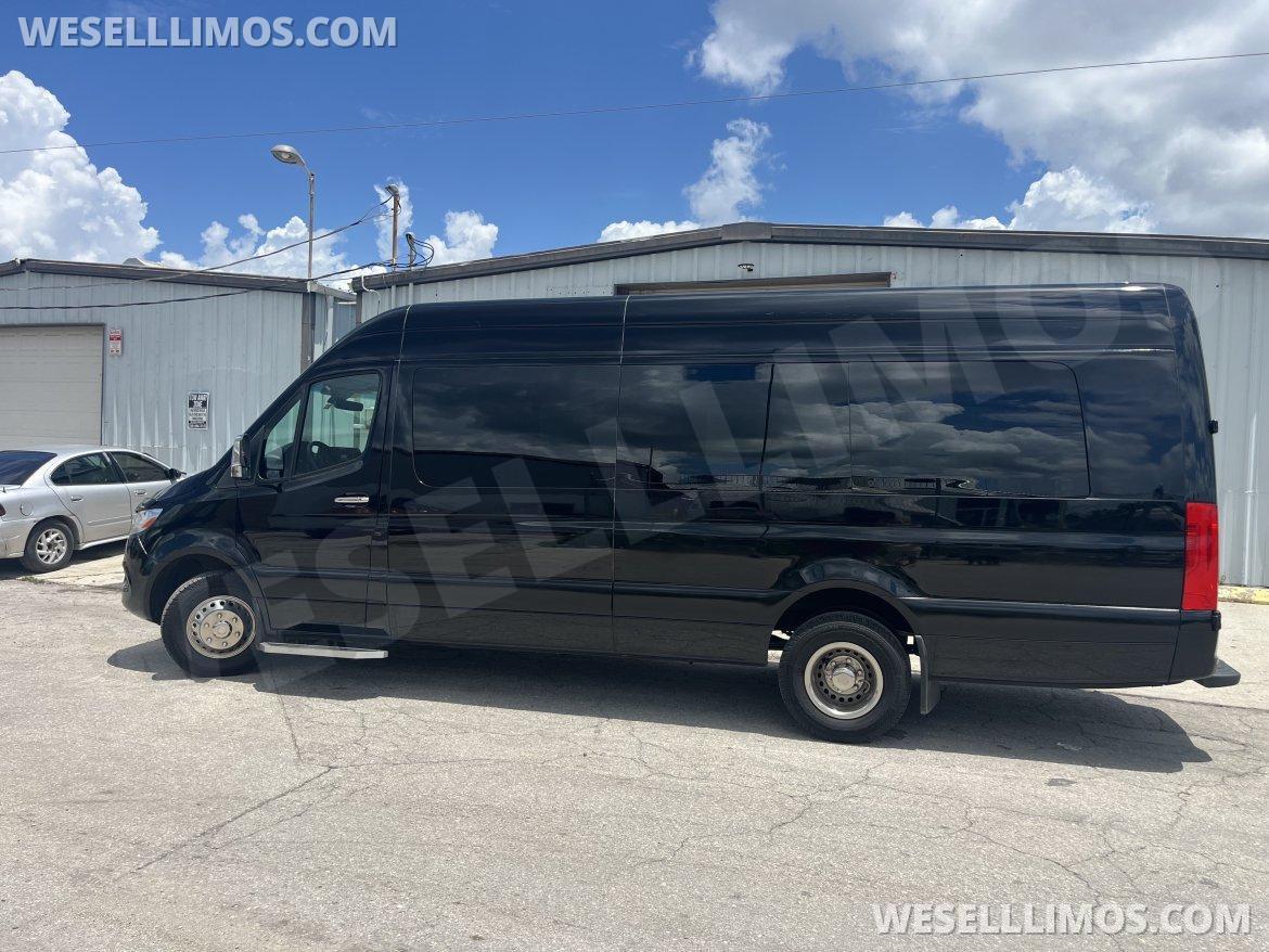 Sprinter for Sale in Fort Myers, FL - Photo 2