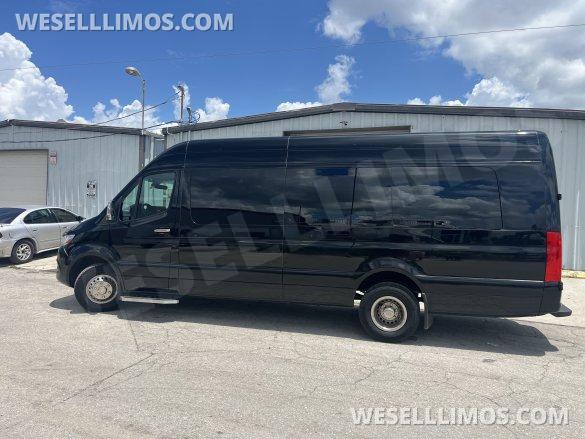 2020 Mercedes Sprinter Sprinter for Sale in Fort Myers, FL - Photo 2