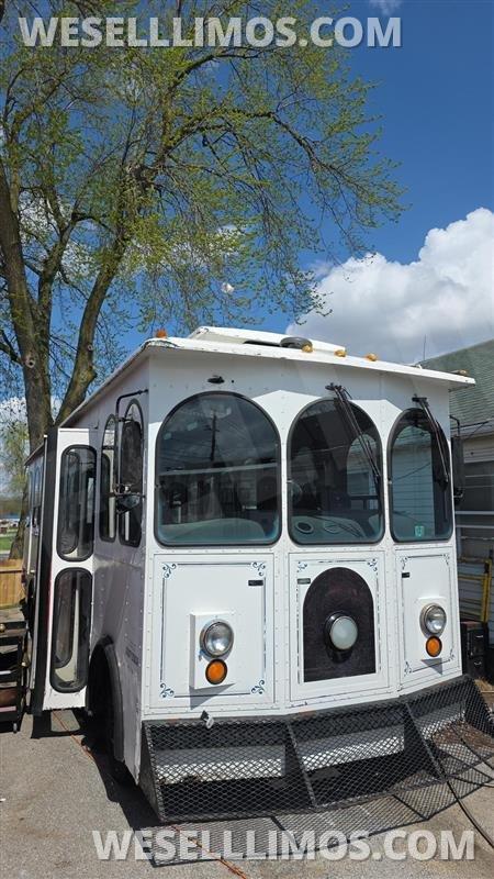 Trolley for Sale in Fort Wayne, IN - Main Photo