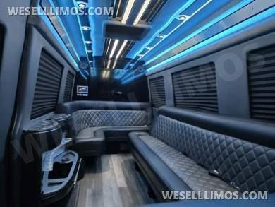 2023 SPV Mercedes-Benz Sprinter Limo Sprinter - Sprinter for Sale in Erie, PA - Photo 20