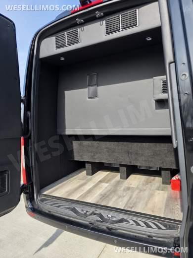 2023 SPV Mercedes-Benz Sprinter Limo Sprinter - Sprinter for Sale in Erie, PA - Photo 36