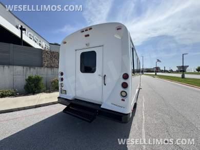 2015 Starcraft Ford 28 Pass MVP Shuttle Bus - Shuttle Bus for Sale in Springfield, MO - Photo 4
