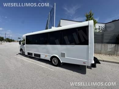 2015 Starcraft Ford 28 Pass MVP Shuttle Bus - Shuttle Bus for Sale in Springfield, MO - Photo 7