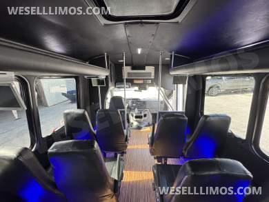 2015 Starcraft Ford 28 Pass MVP Shuttle Bus - Shuttle Bus for Sale in Springfield, MO - Photo 17
