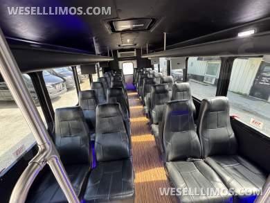 2015 Starcraft Ford 28 Pass MVP Shuttle Bus - Shuttle Bus for Sale in Springfield, MO - Photo 21