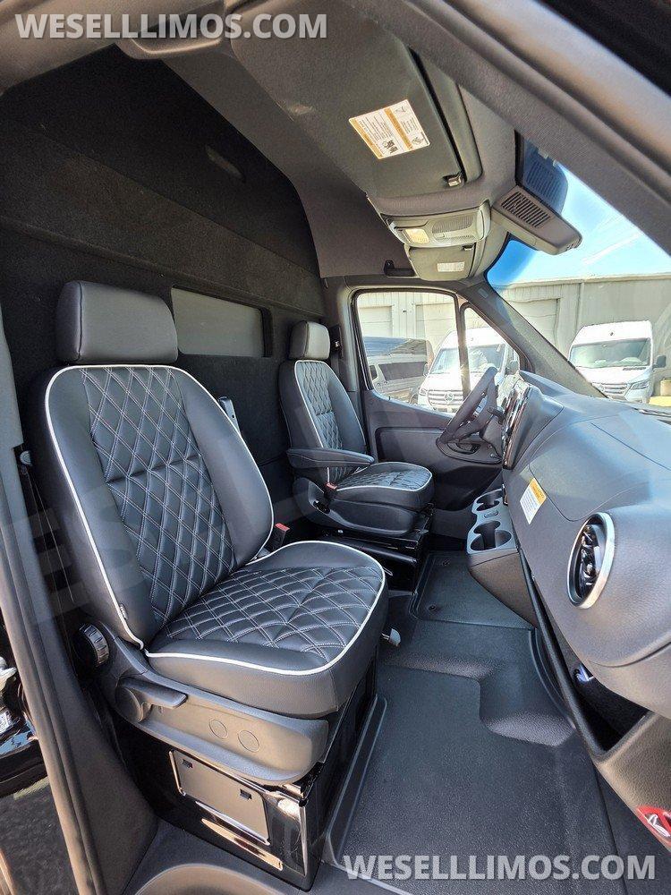 Executive Shuttle for Sale in Erie, PA - Photo 11